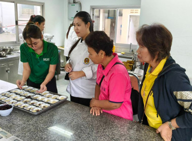 สาธิตและฝึกปฏิบัติการแปรรูปกล้วยหอมทองเพื่อสร้างมูลค่าแก่สมาชิกสหกรณ์ ... พารามิเตอร์รูปภาพ 15